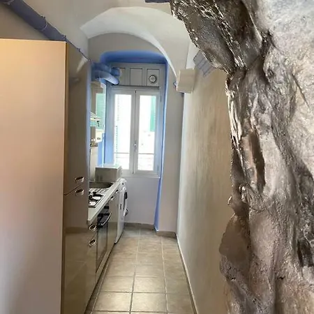 Incantevole Alloggio A * San Remo